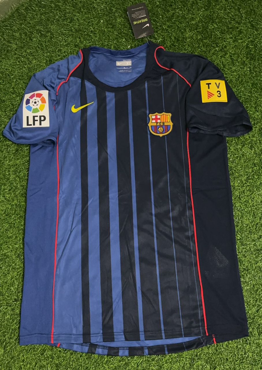 Lionel Messi Barcelona 2004-05 Debut Retro Football Jersey – Front View