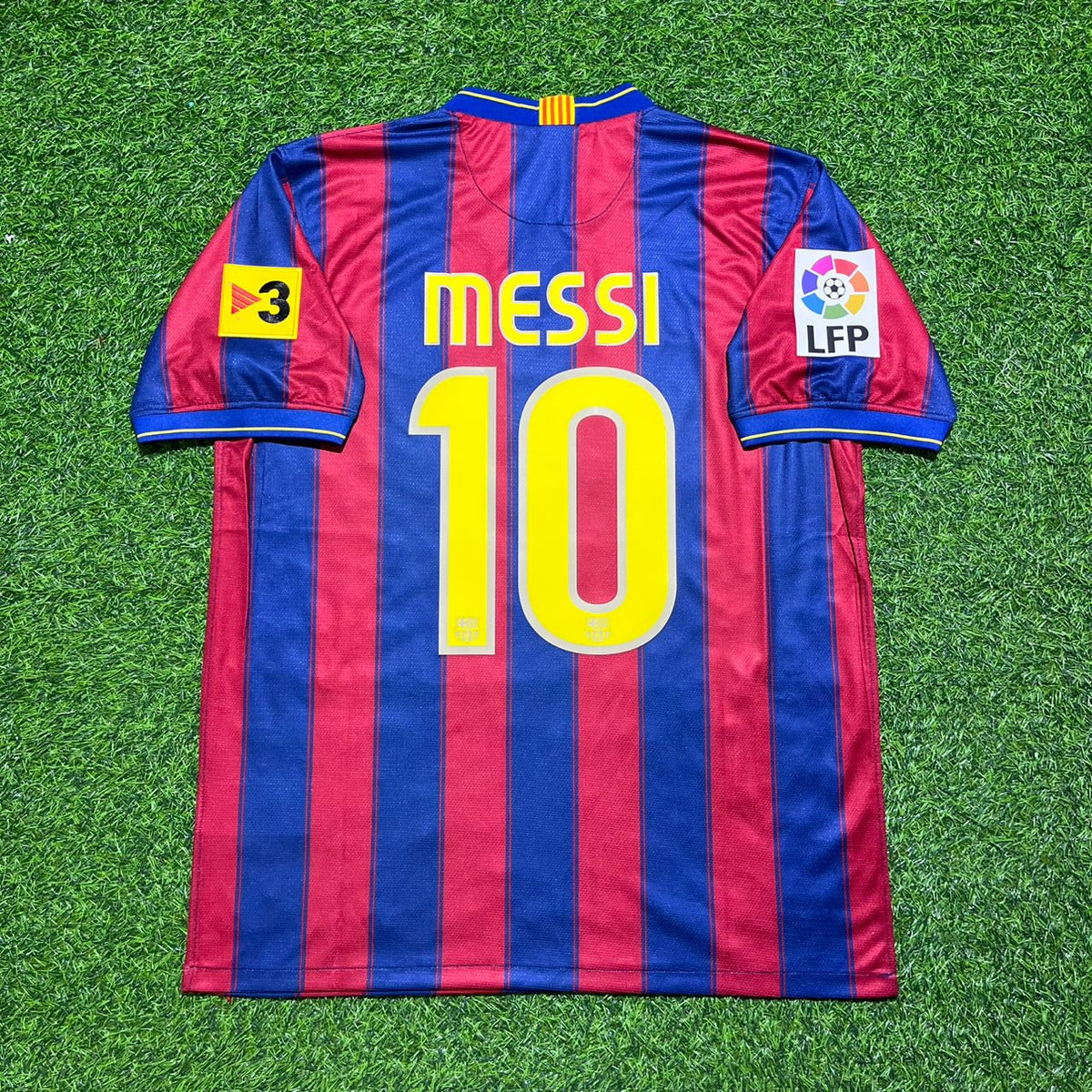 2009/10 Lionel Messi Barcelona Home Retro Football Jersey – Back View