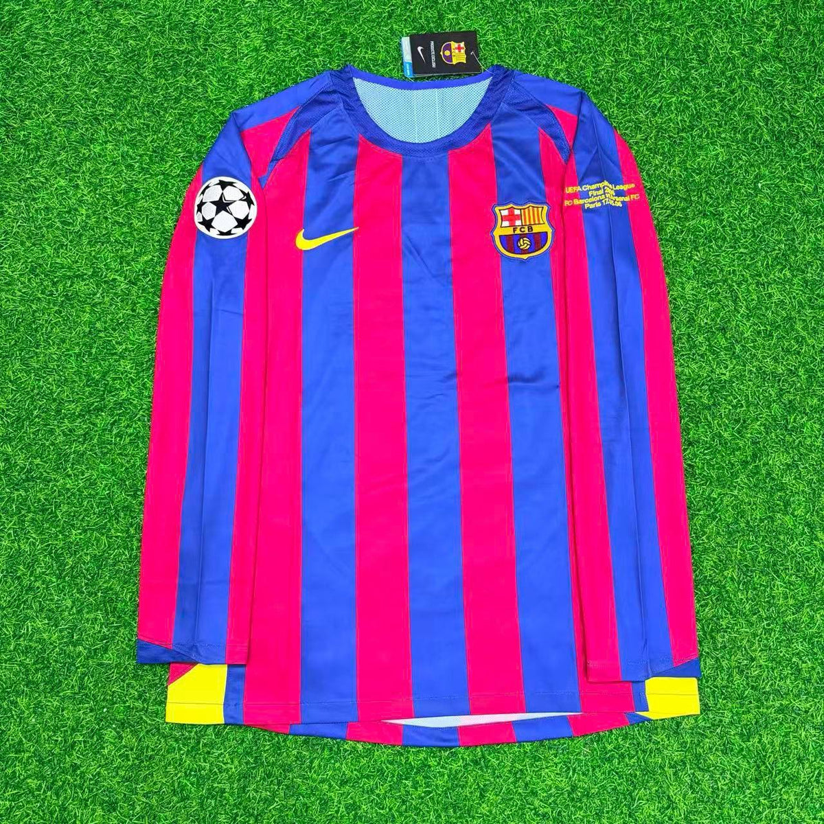 Barcelona Retro Long Sleeve Football Jersey – Lionel Messi – Front View