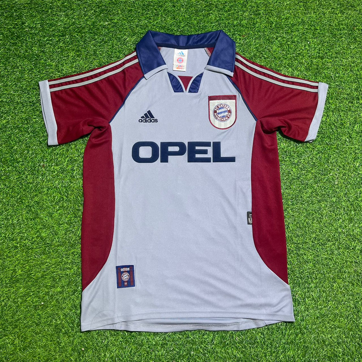 1998/99 Stefan Effenberg #11 FC Bayern München Auswärts Retro Fußballtrikot Grau Jersey – Front View