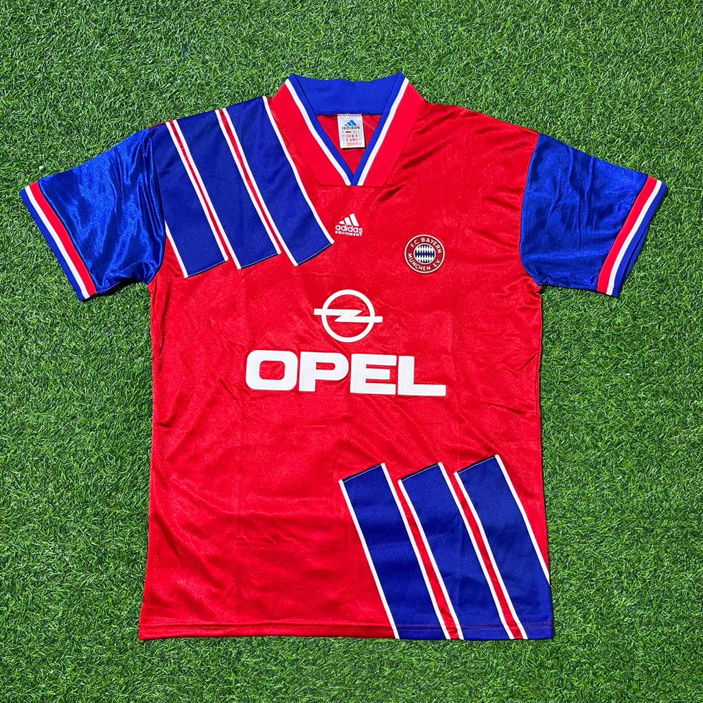 1993 Markus Babbel Bayern München 1995 Retro Fußballtrikot Kit Jersey – Front View
