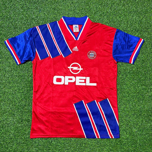 1993/95 Bayern München Retro Football Jersey – Jean Pierre Papin – Front View