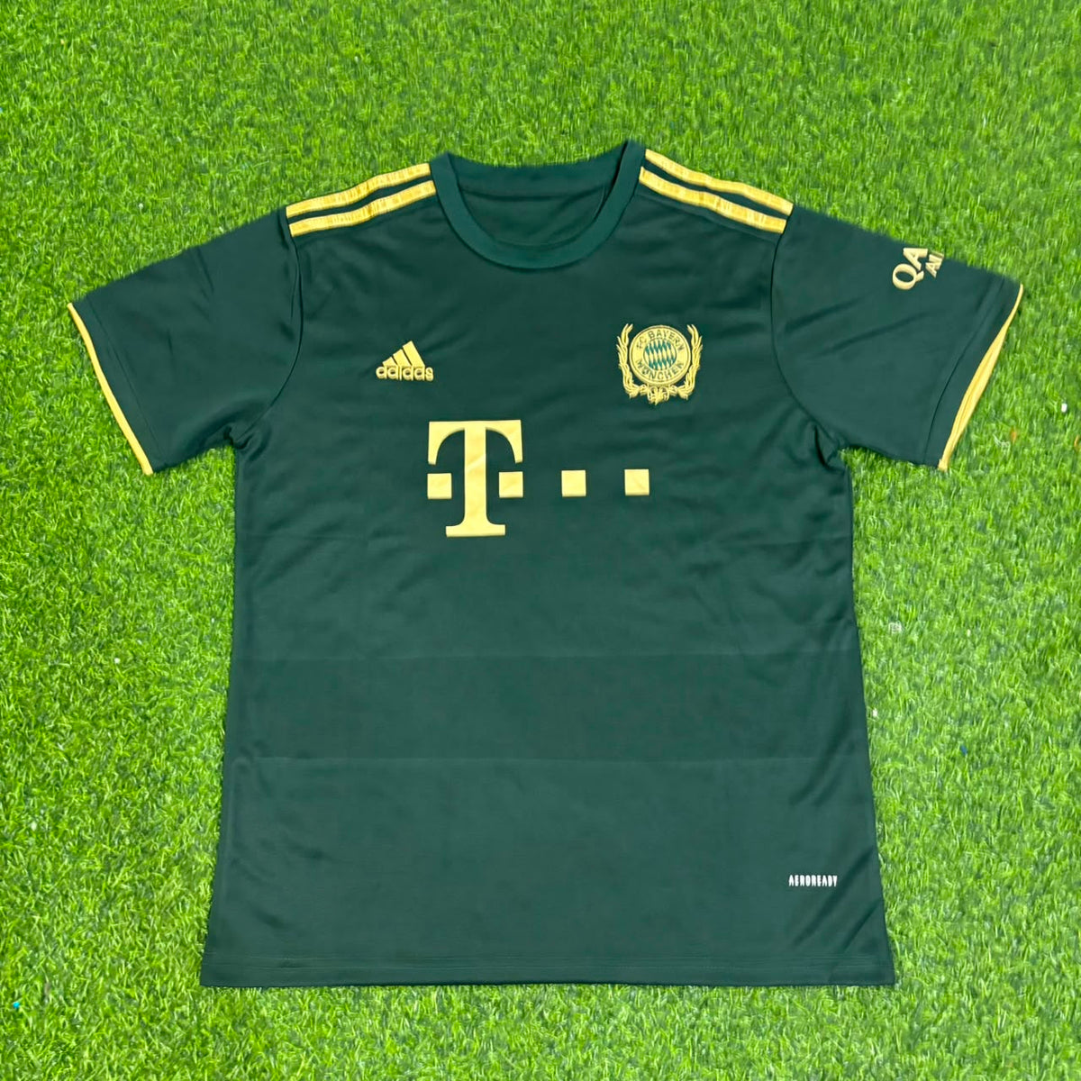 Bayern Munich Oktoberfest Green Special Edition Football Jersey – Lothar Matthäus – Front View