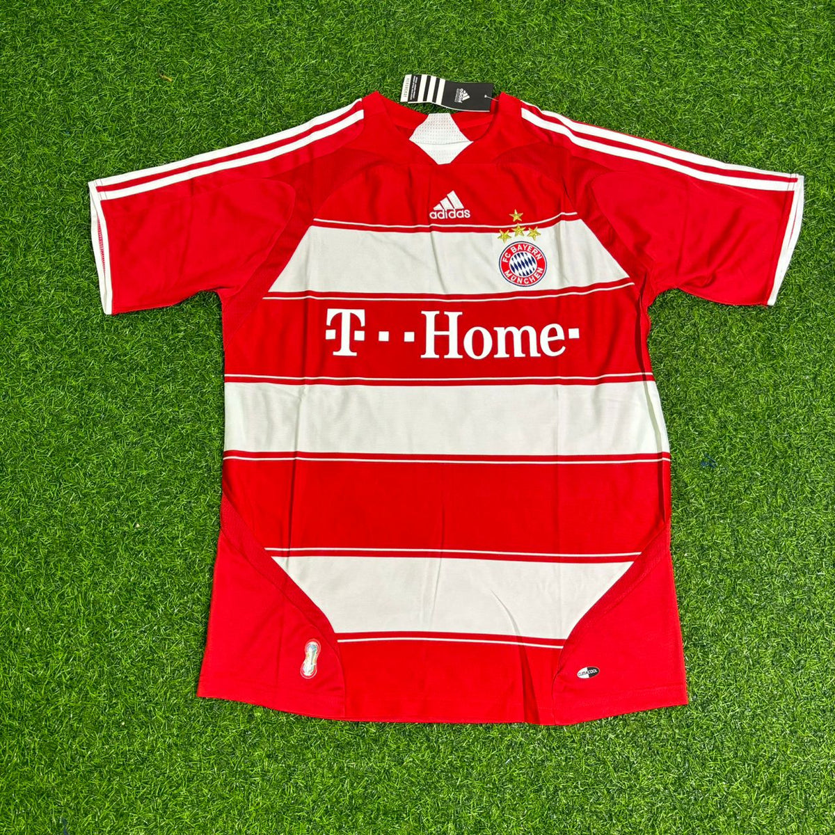 Luca Toni Bayern Munich 2007–2009 Retro Football Jersey – Front View