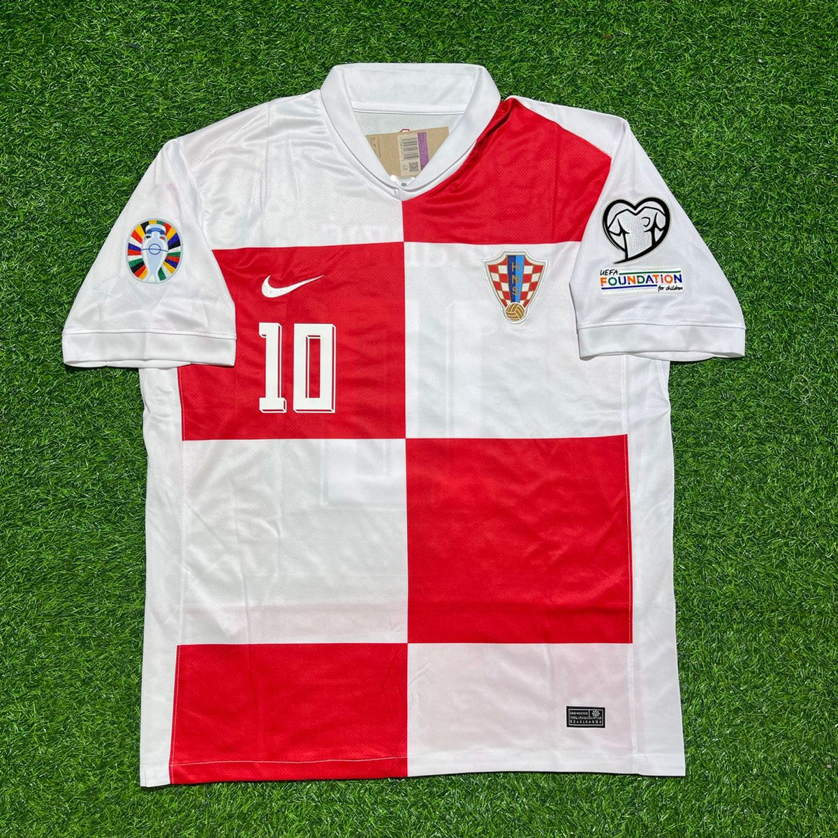 2024 Croatia EURO Luka Modrić #10 Home Retro Football Jersey – Front View
