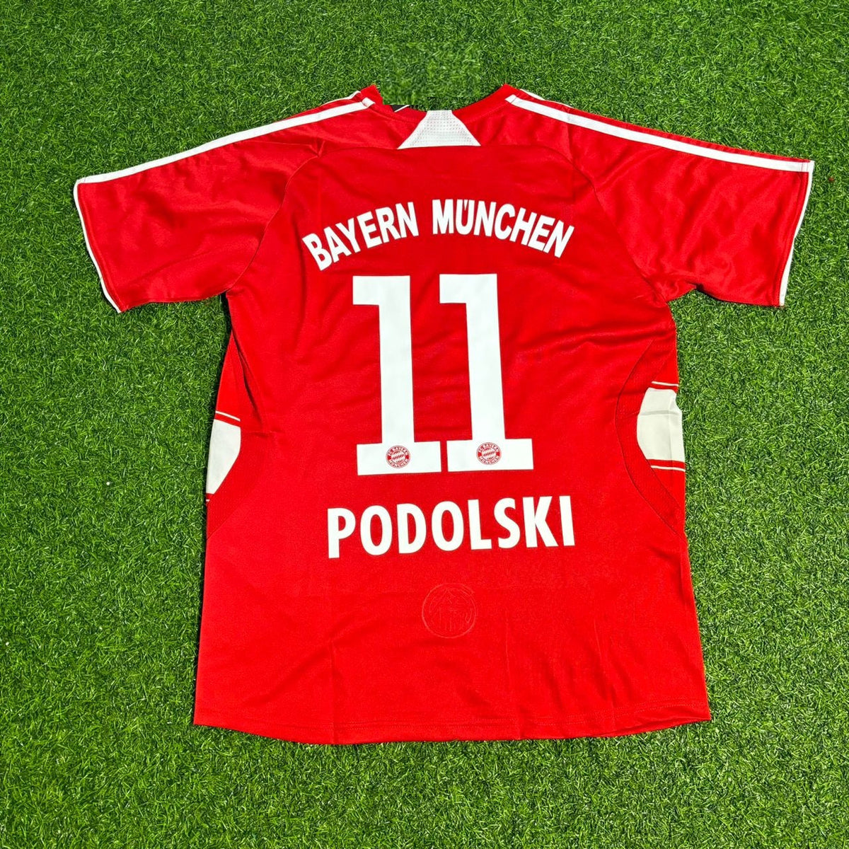 Lukas Podolski Bayern Munich 2007–2009 Retro Football Jersey – Back View
