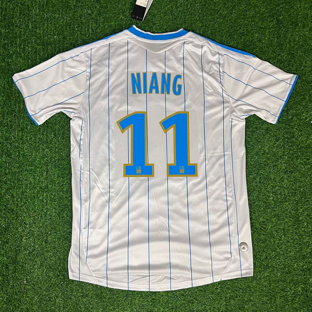 Mamadou Niang 11 – Olympique Marseille 2009/2010 Home Retro Kit Jersey – Detailed View