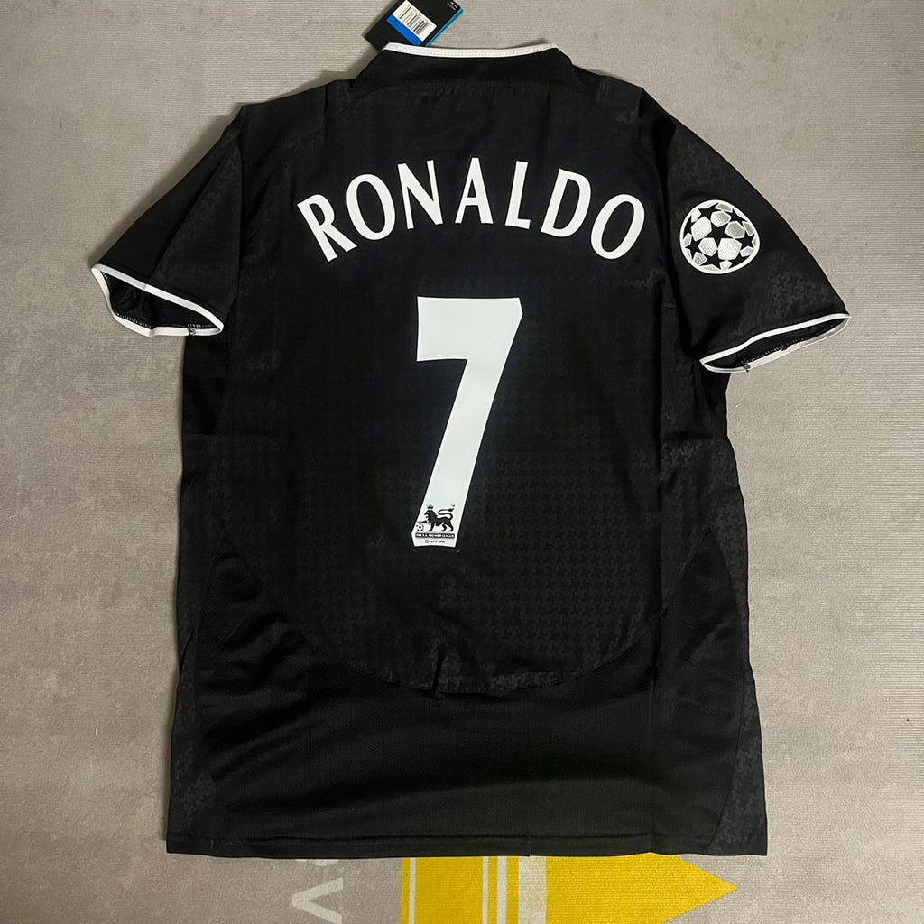 2003 Cristiano Ronaldo Manchester United 2004 Retro Black Football Jersey – Detailed View
