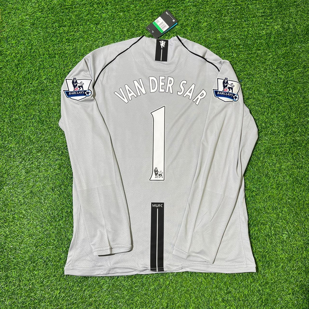 Manchester United Grey Retro Long Sleeve Goalkeeper Football Jersey Edwin van der Sar – Back View