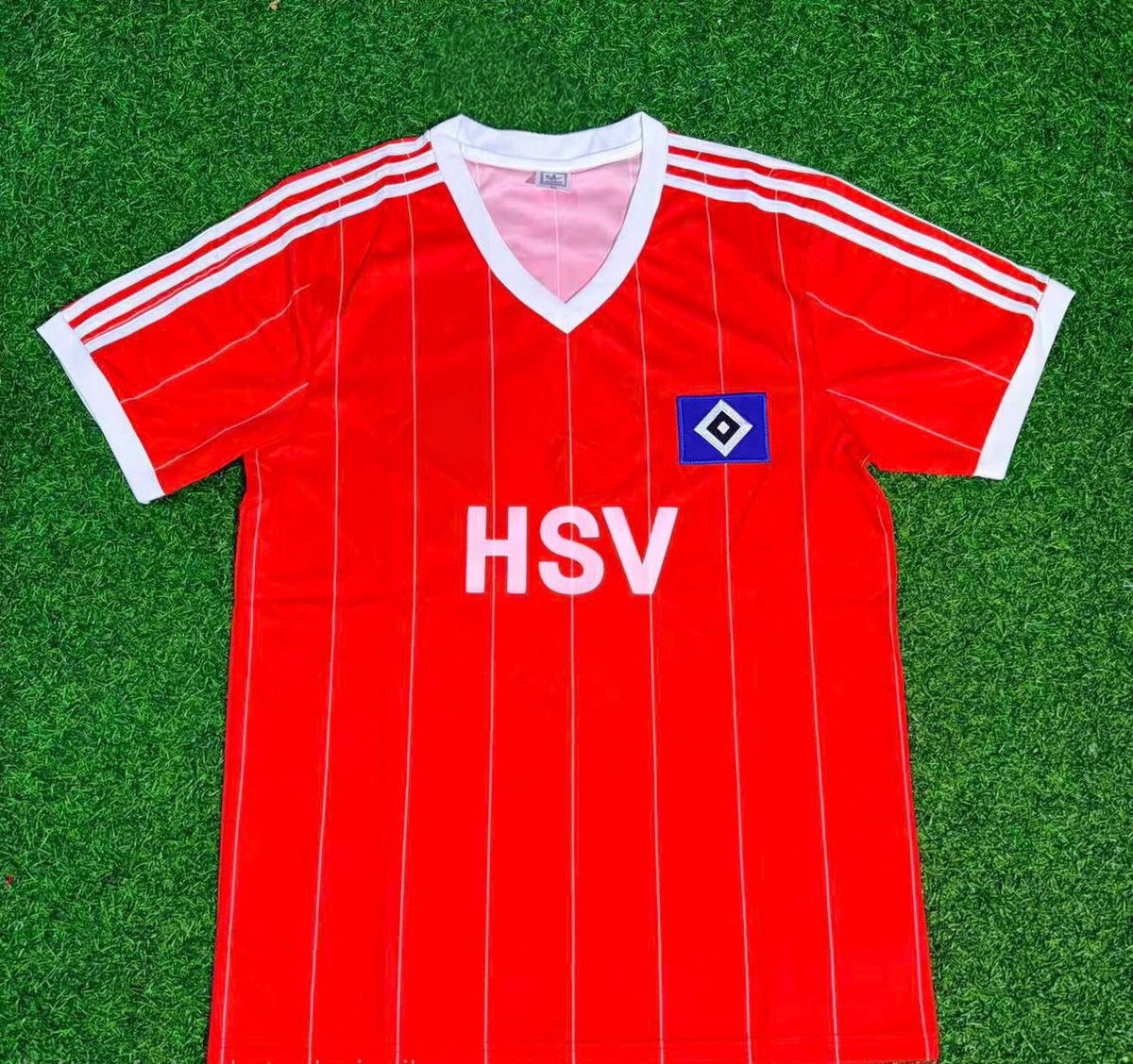Hamburger SV 1982/83 Red Retro – Front View