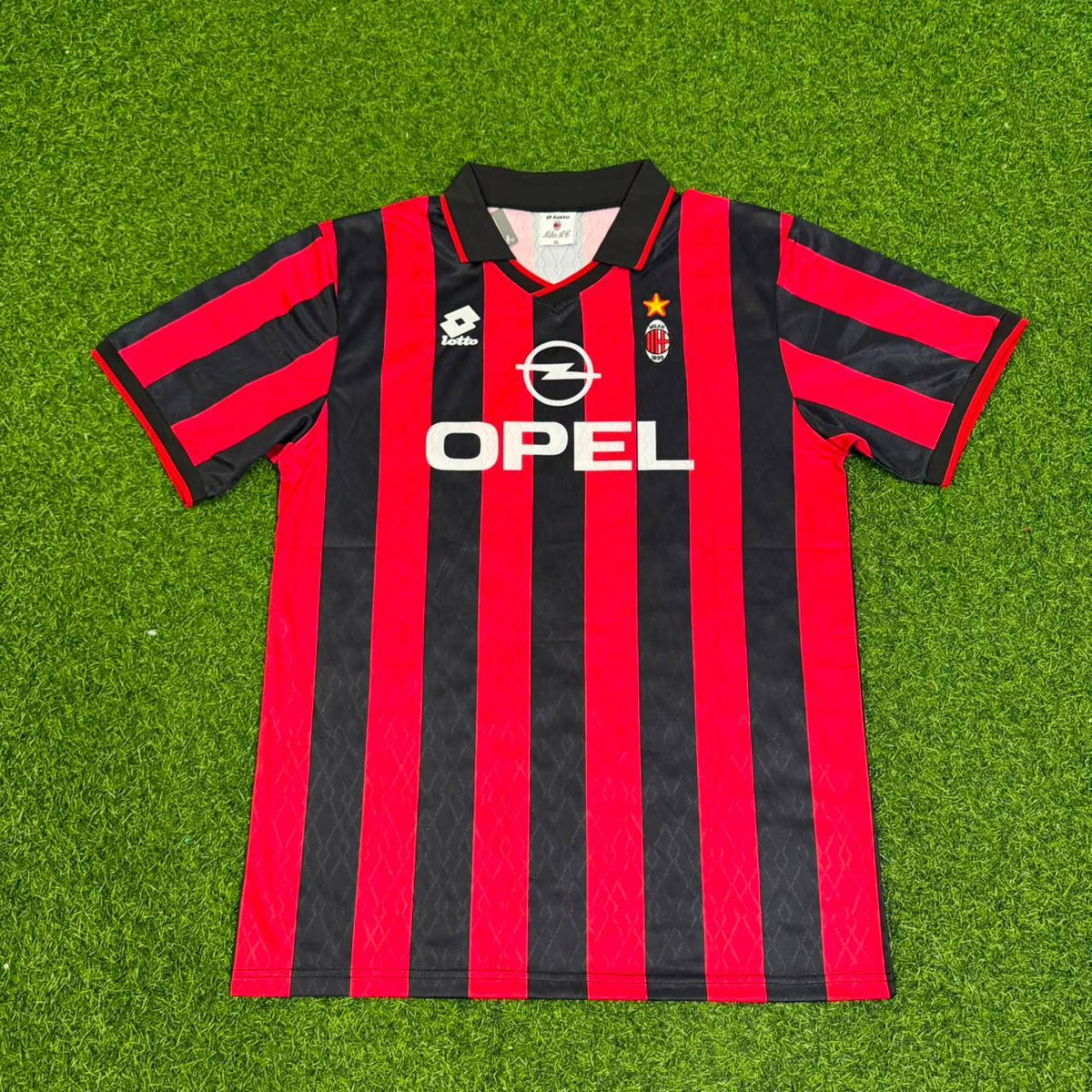 AC Milan 1994/1995 Retro Football Jersey – Marco Van Basten – Front View