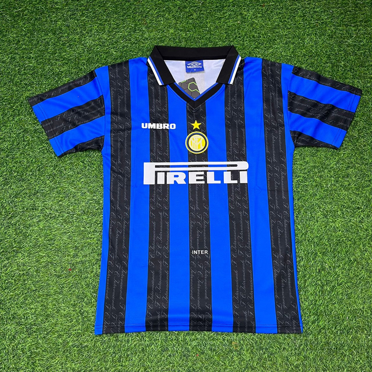 Mario Balotelli Inter Home Retro Football Jersey – Detailed View