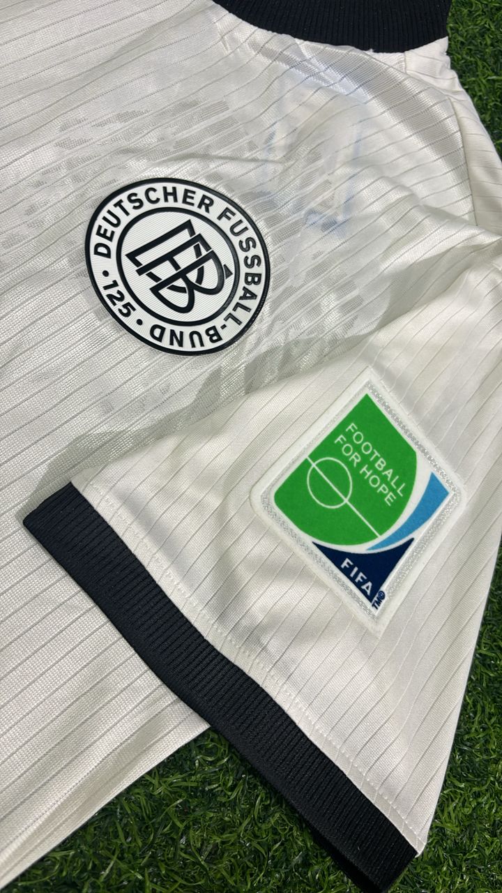 Germany 2014 World Cup Special Edition White Retro Football Jersey – Mario Götze – 5