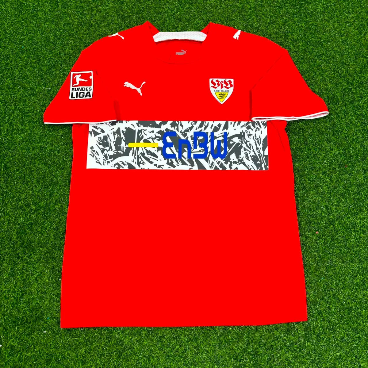 Mario Gomez VfB Stuttgart 2006-07 Auswärtstrikot Retro Football Jersey – Front View