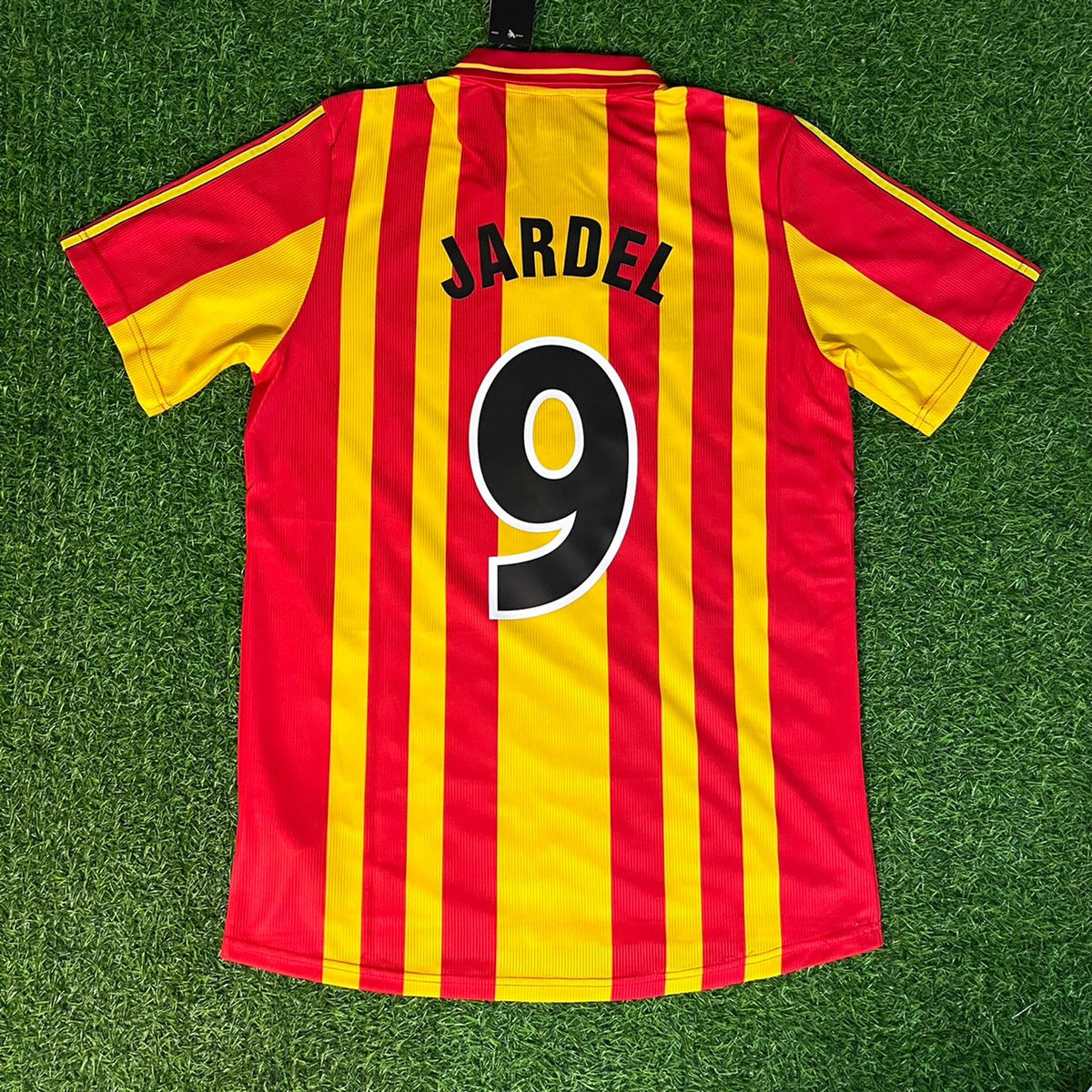 Mario Jardel 9 – Galatasaray 2000 UEFA Super Kupa Final Retro Kit Jersey – | | | Forma – Back View