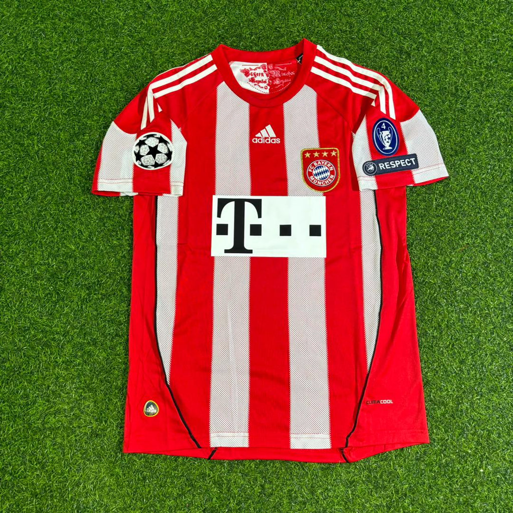 2010/11 Mark van Bommel Bayern Munich Home Football Jersey – Front View