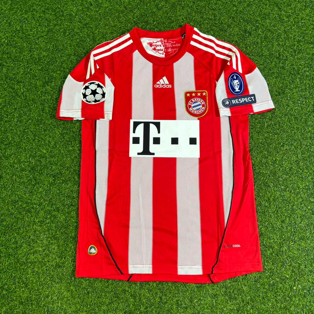 2010/11 Mark van Bommel Bayern Munich Home Football Jersey – Front View