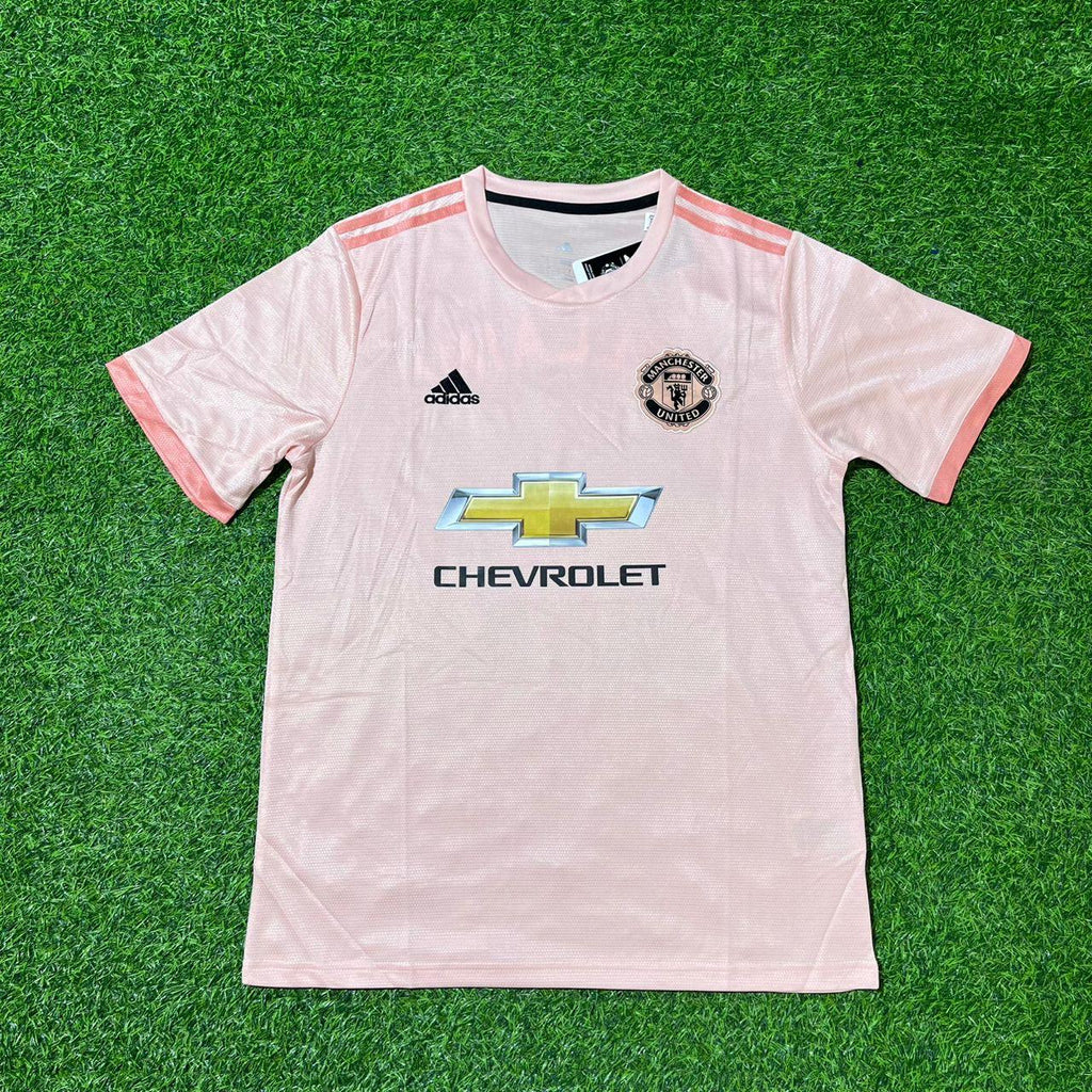 Manchester United 2018/19 Pink Retro Football Jersey – Marouane Fellaini – Front View