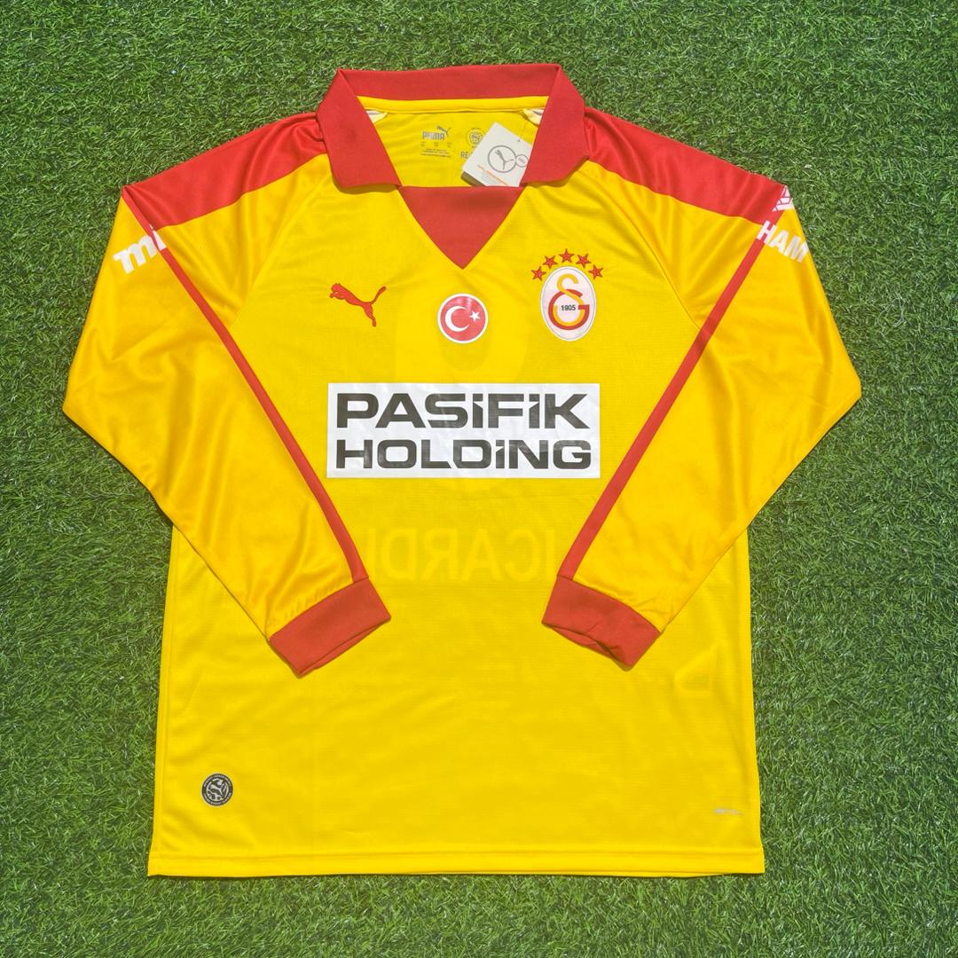Galatasaray Vintage Yellow Long Sleeve Football Jersey – Mauro Icardi – Front View
