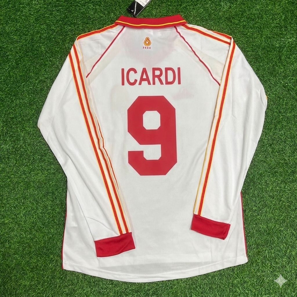 Galatasaray Retro Football Jersey – Mauro Icardi – Back View
