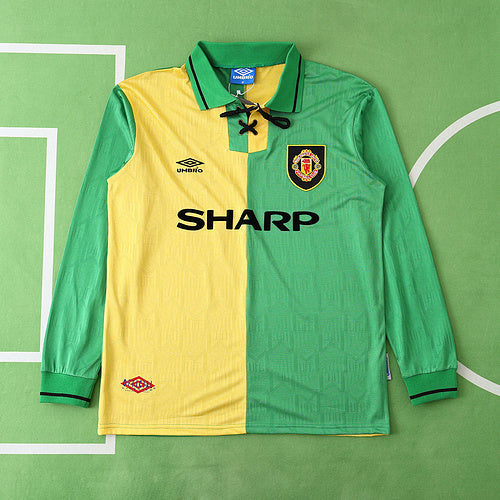 93/94 Manchester United Retro Jersey – Front View