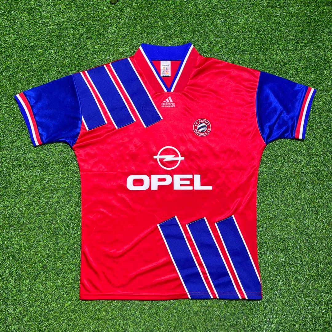 1993/95 Bayern München Home Retro Football Jersey – Mehmet Scholl #7 – Front View