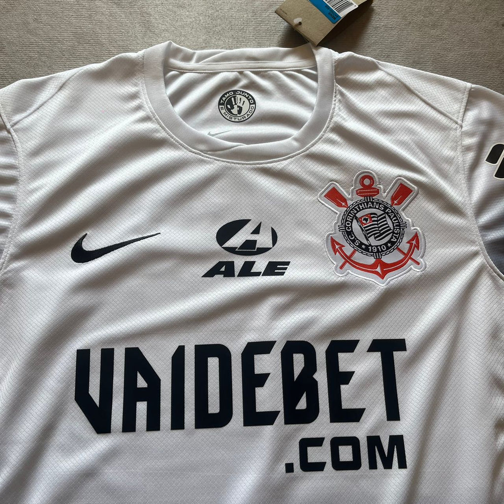 Memphis Depay 94 Corinthians Jersey – Detailed View