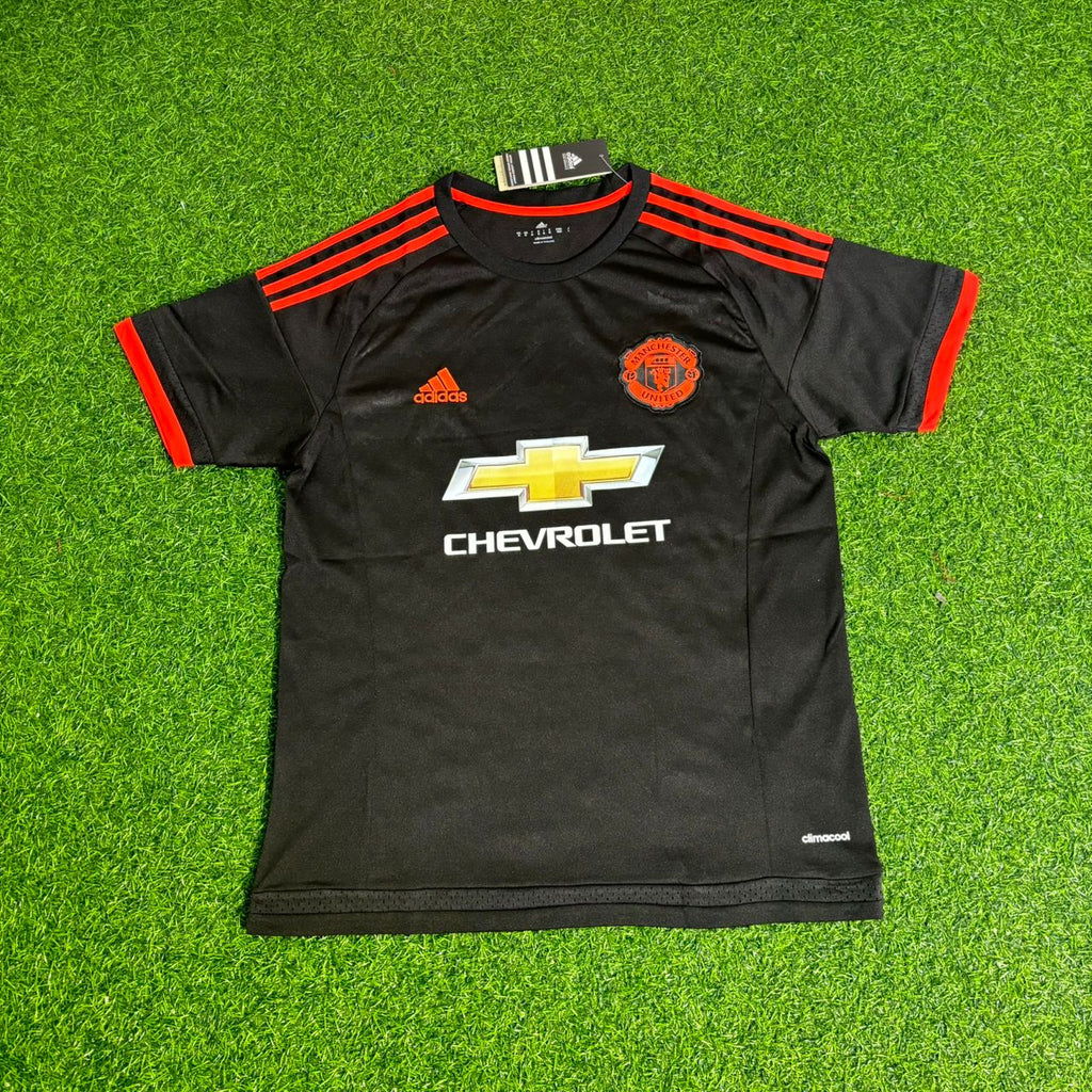 Manchester United 2015/16 Red Football Jersey – Memphis Depay – Front View