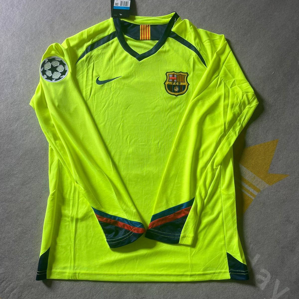 Lionel Messi Barcelona 2005-06 Season Yellow Green Retro Long Sleeve Jersey – Front View