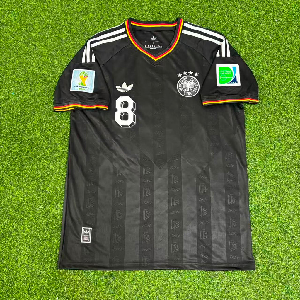 Mesut Özil Germany 2014 World Cup Special Edition Black Retro Football Jersey – Front View