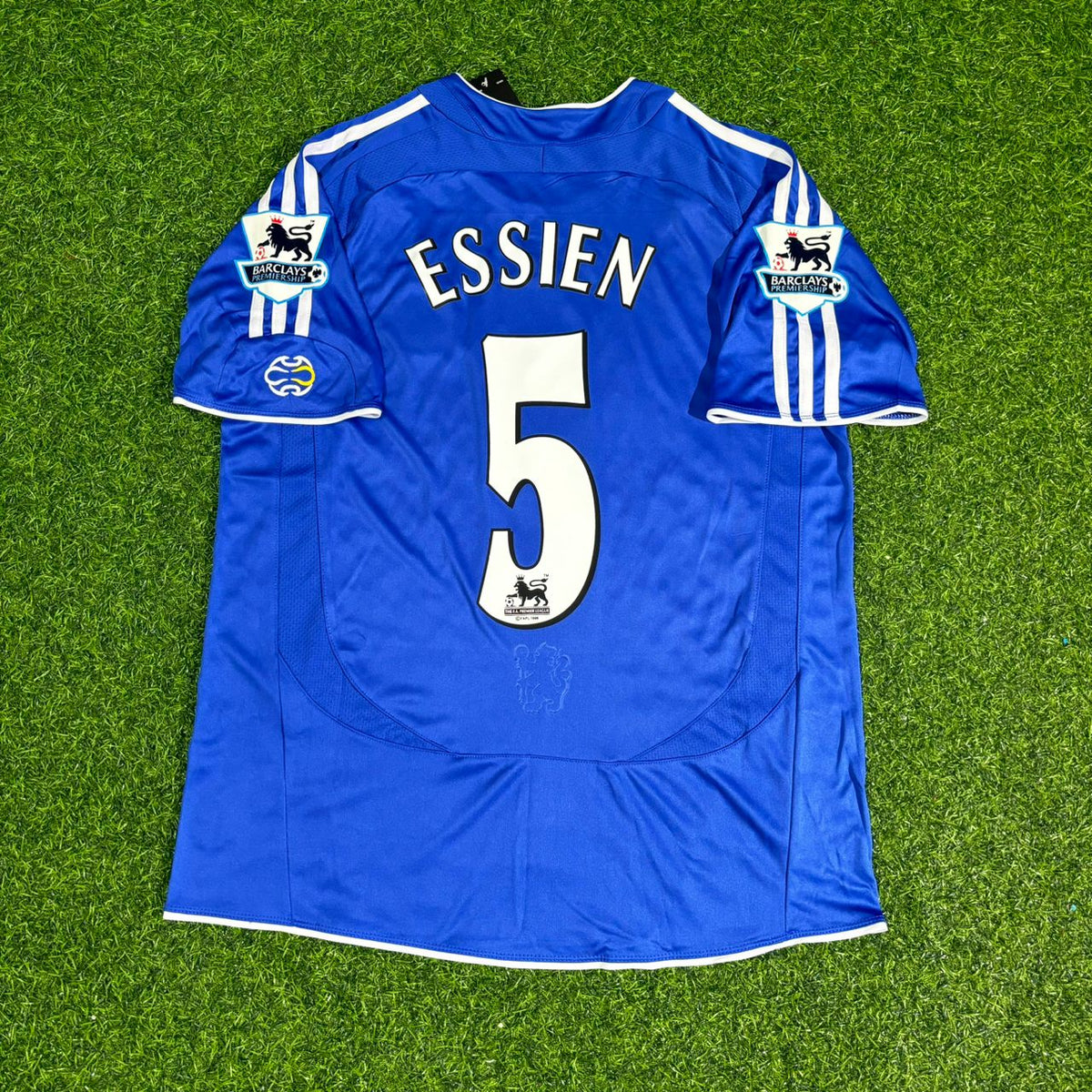 2006/08 Michael Essien Chelsea Retro Football Jersey – Back View