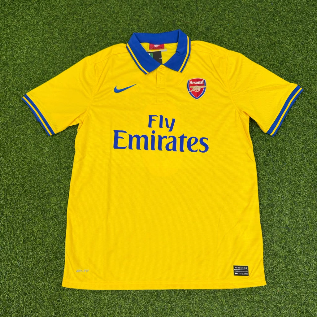 Mikel Arteta – Arsenal 2013/2014 Yellow Retro Kit Jersey – Front View