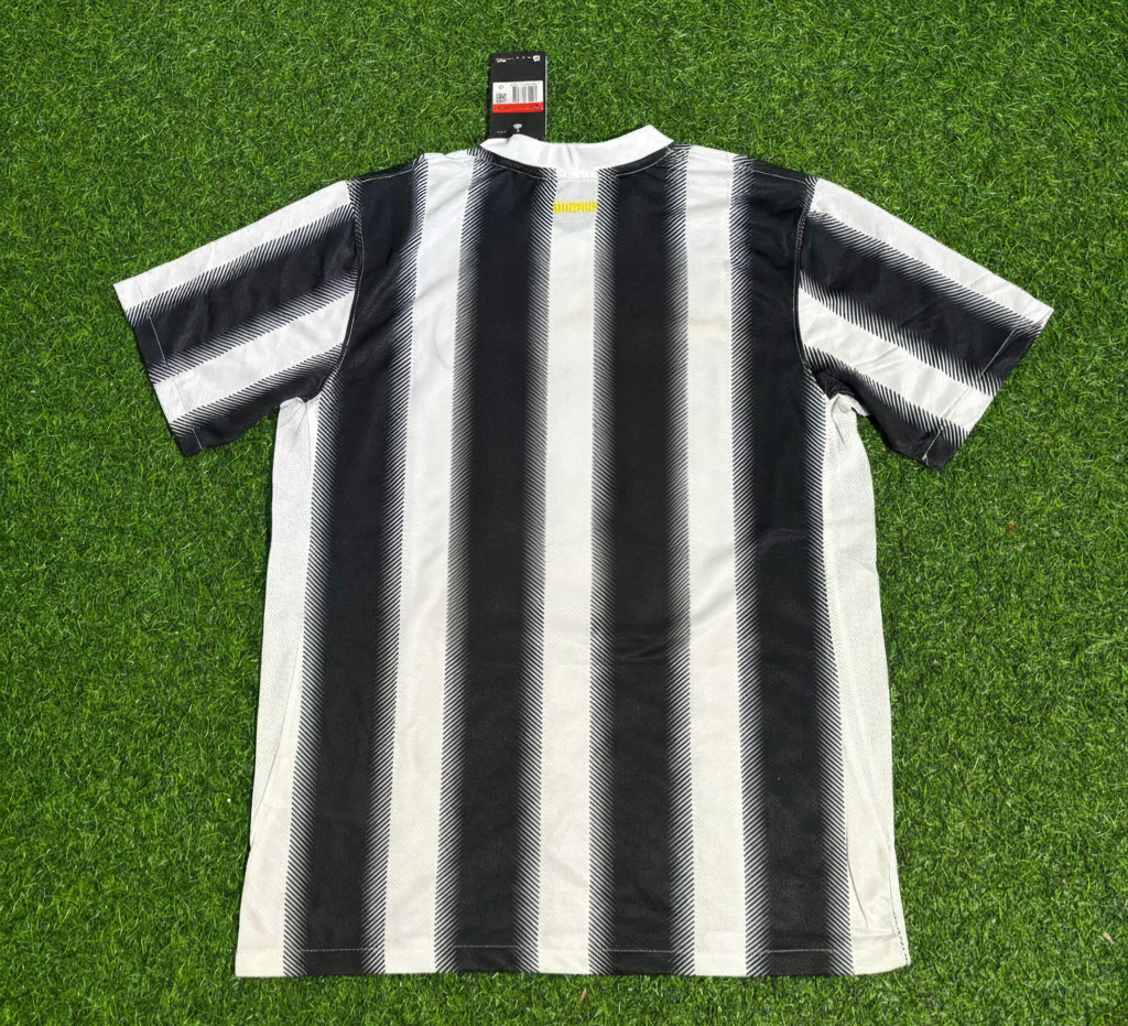 2011 Juventus Home 2012 Season Retro Football Jersey – Front View