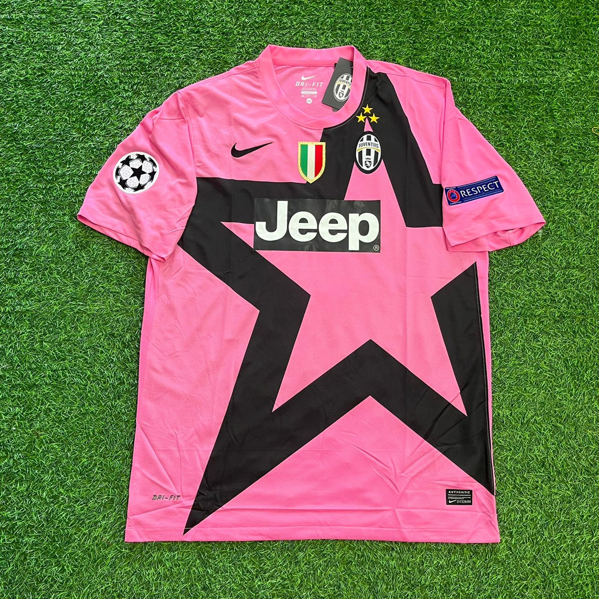 Mirko Vucinic Juventus Pink 2012 2013 Season Retro Jersey – Front View