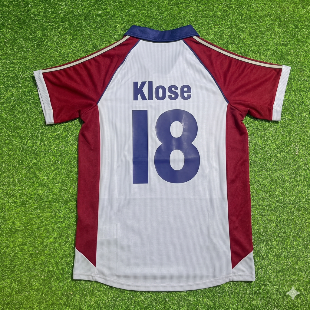 Miroslav Klose #18 FC Bayern München Auswärts Retro Grau – Back View