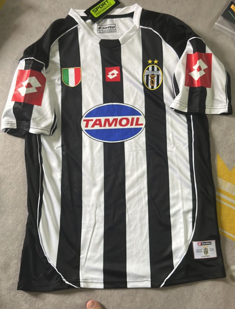 2001/02 Juventus Retro Black Season Football Jersey – Back View