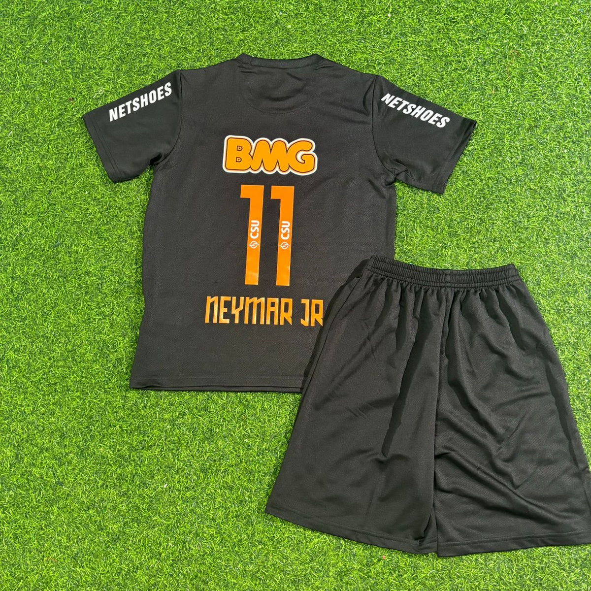 Neymar Jr #11 Santos Black Special Golden Font Kids Retro Football Jersey – Back View
