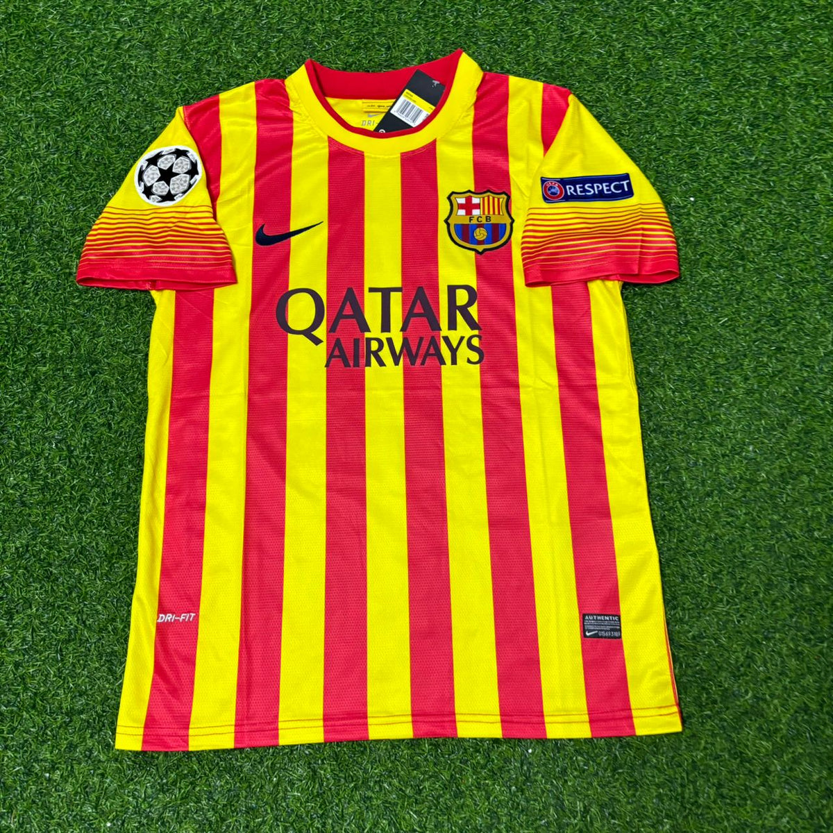 Neymar Jr. 11 - Barcelona 2013/2014 Yellow Red Retro Jersey – Front View