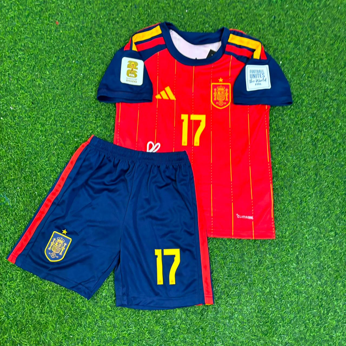 Nico Williams Jr. #17 Spain 2026 World Cup Kids Football Jersey – Front View