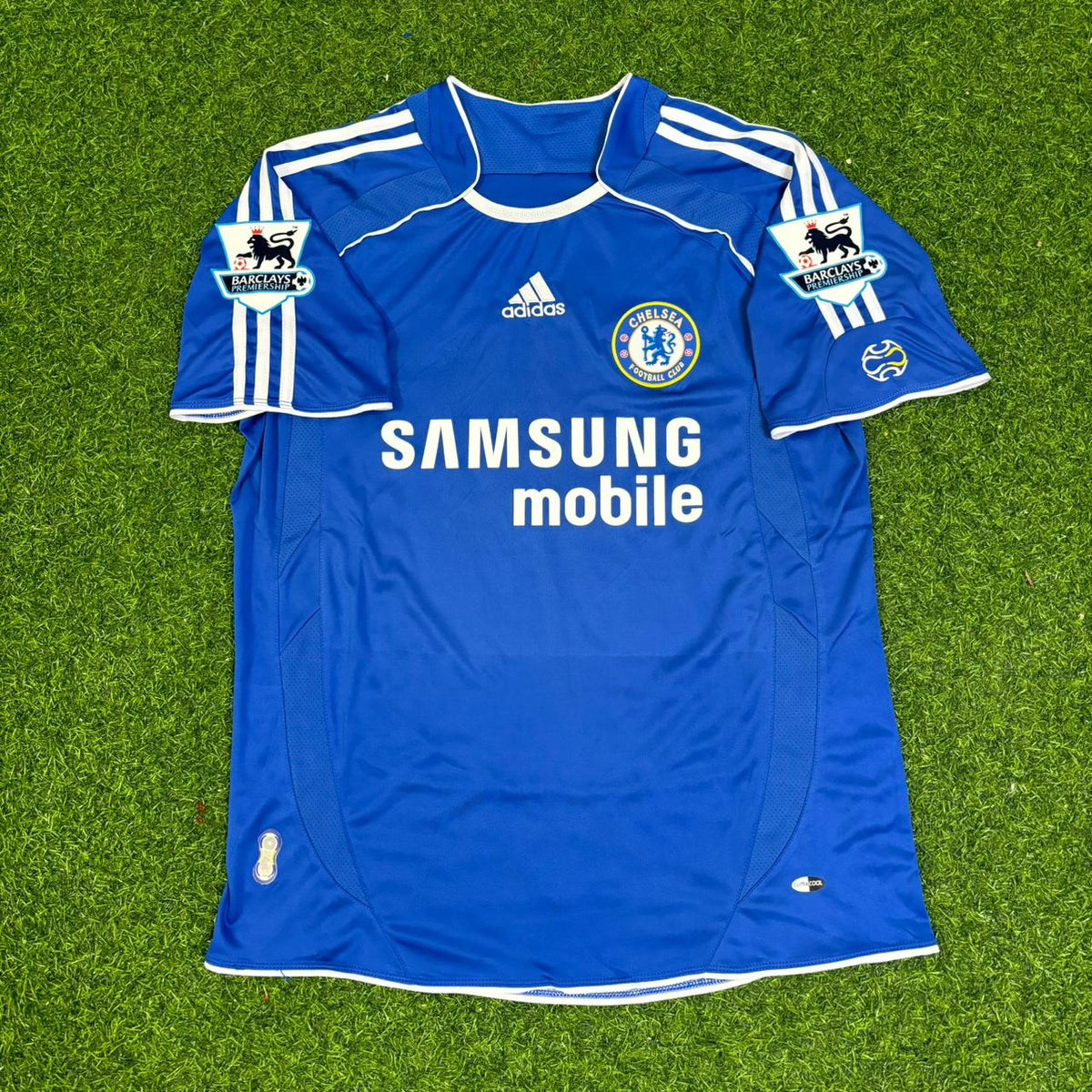 Nicolas Anelka – Chelsea 2006–2008 Season Retro Kit Jersey – | | – Front View