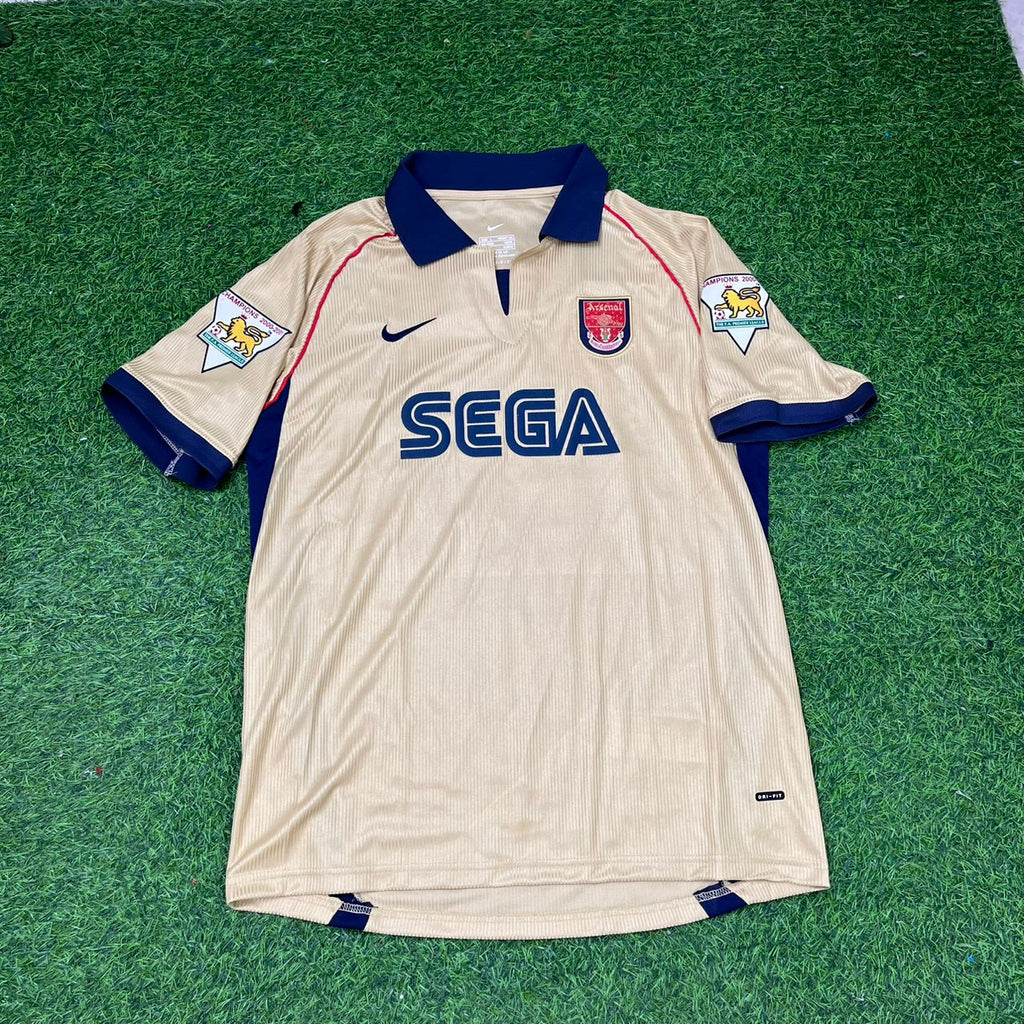 Nwankwo Kanu #25 Arsenal 2001-2002 Away Golden Retro Jersey – Front View