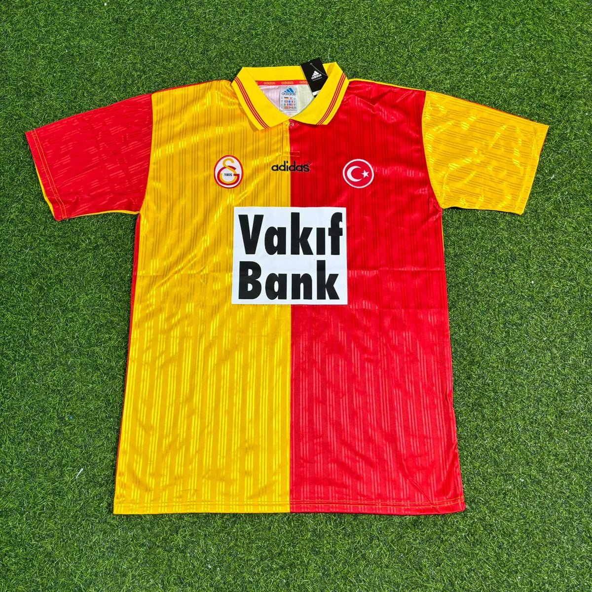Galatasaray 1996/97 Retro Football Jersey – Okan Buruk – Front View