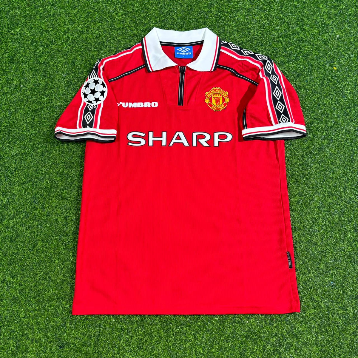 1998/99 Ole Gunnar Solskjær Manchester United Special Edition Retro Football Jersey – Front View