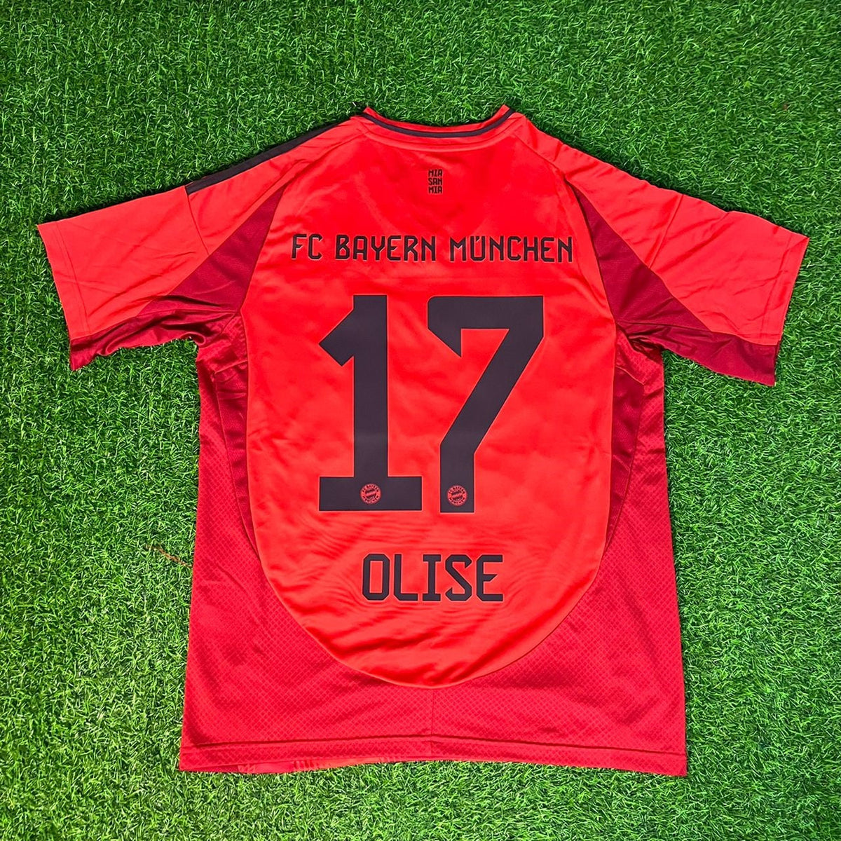 2025 Michael Olise 17 Bayern Munchen Red – Back View