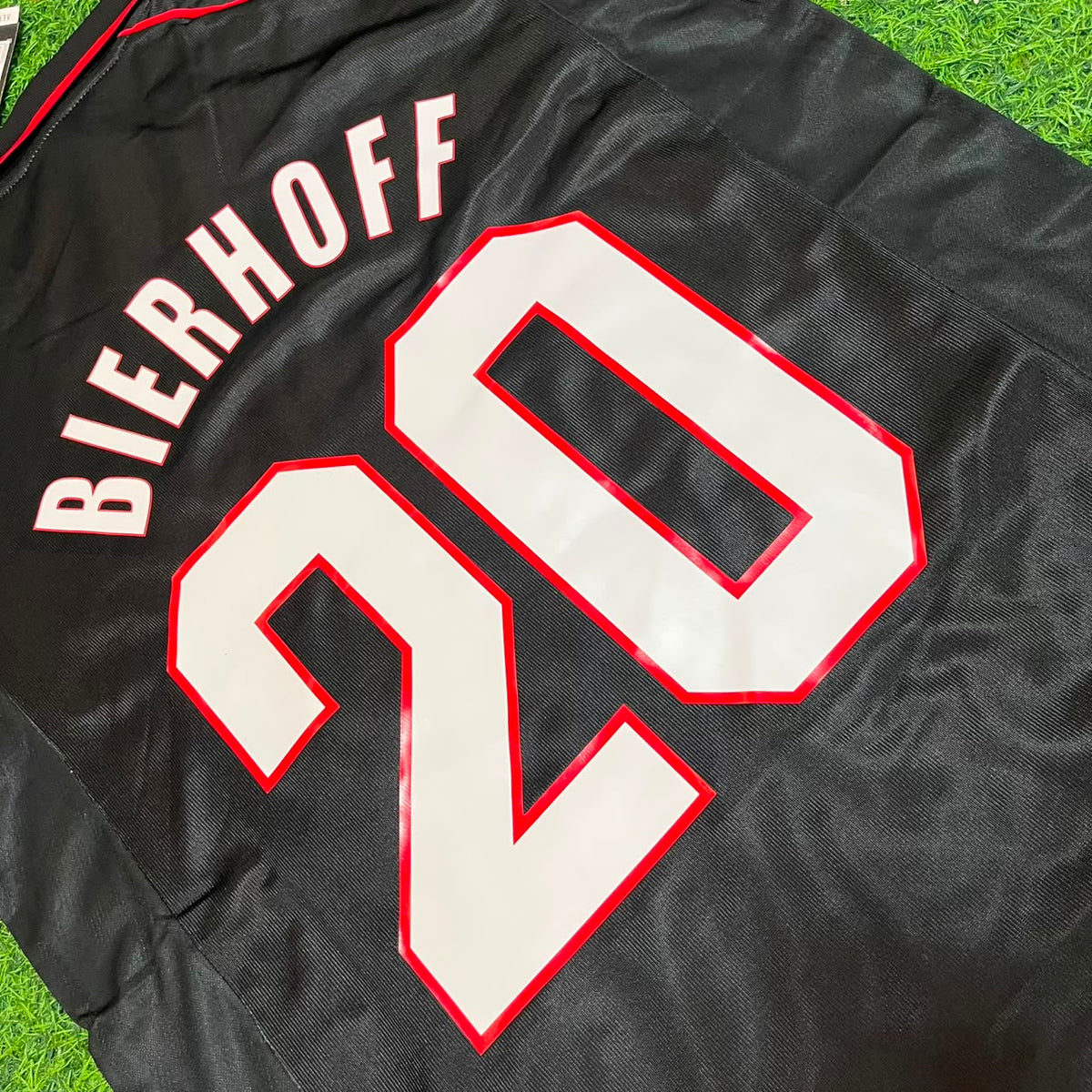 1998/99 Oliver Bierhoff #20 AC Milan Black Retro Football Jersey – Detailed View