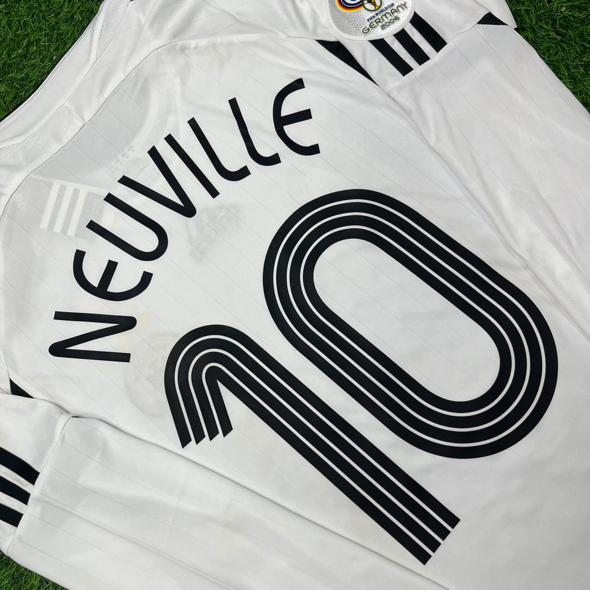 Germany 2006 World Cup Long Sleeve White Football Jersey – Oliver Neuville – Detailed View