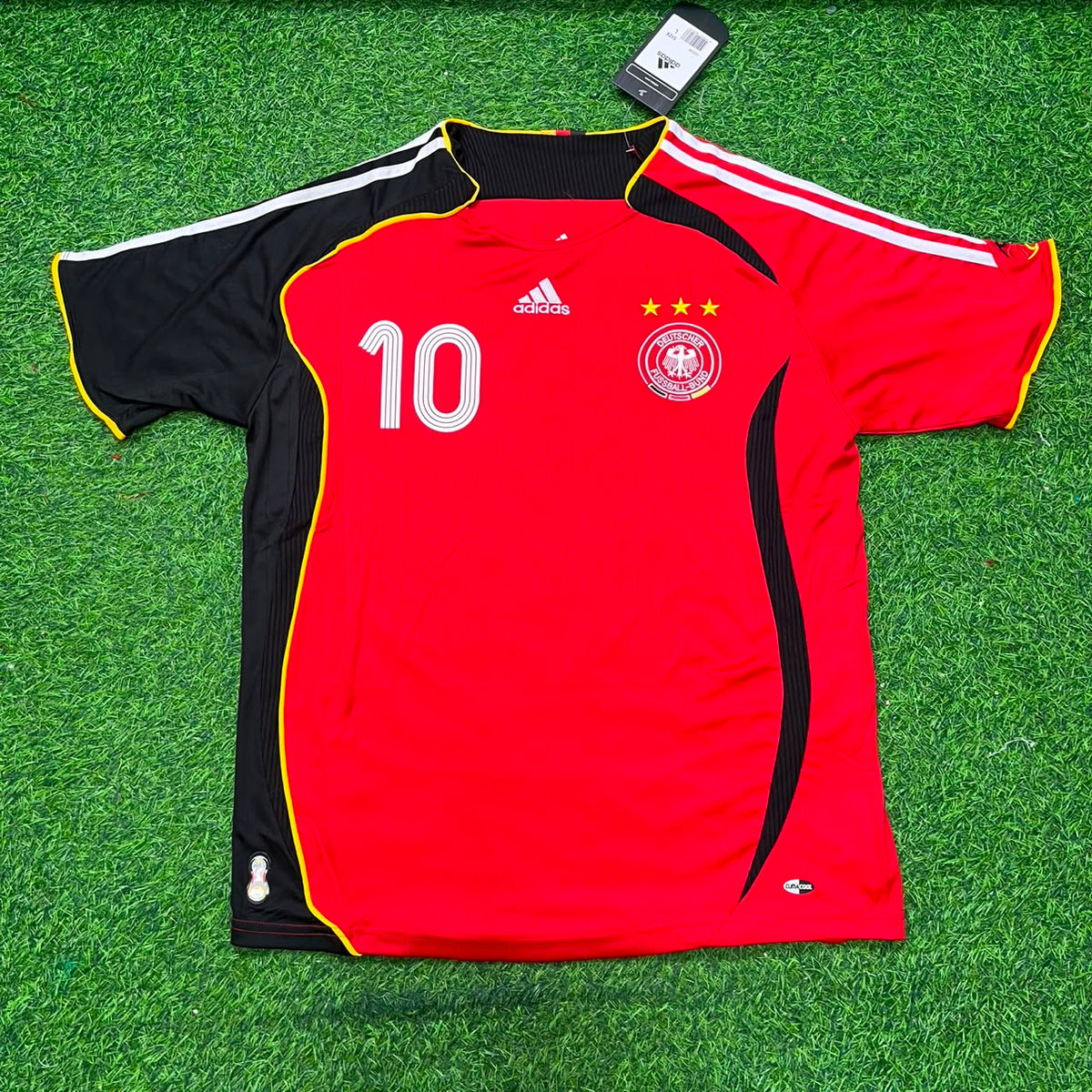 Oliver Neuville Germany 2006 World Cup Away Red Black Retro Football Jersey – Front View