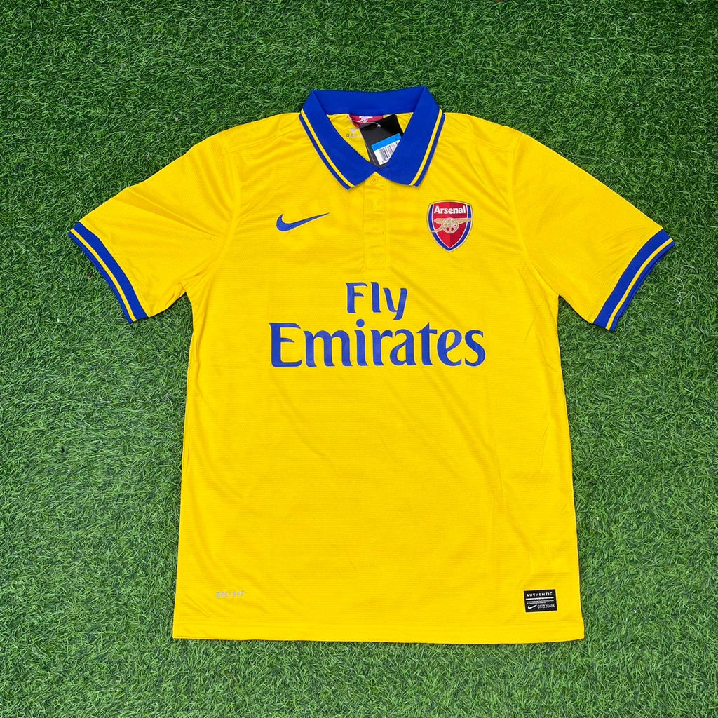 Olivier Giroud Arsenal 2013-2014 Yellow Retro Football Jersey – Front View