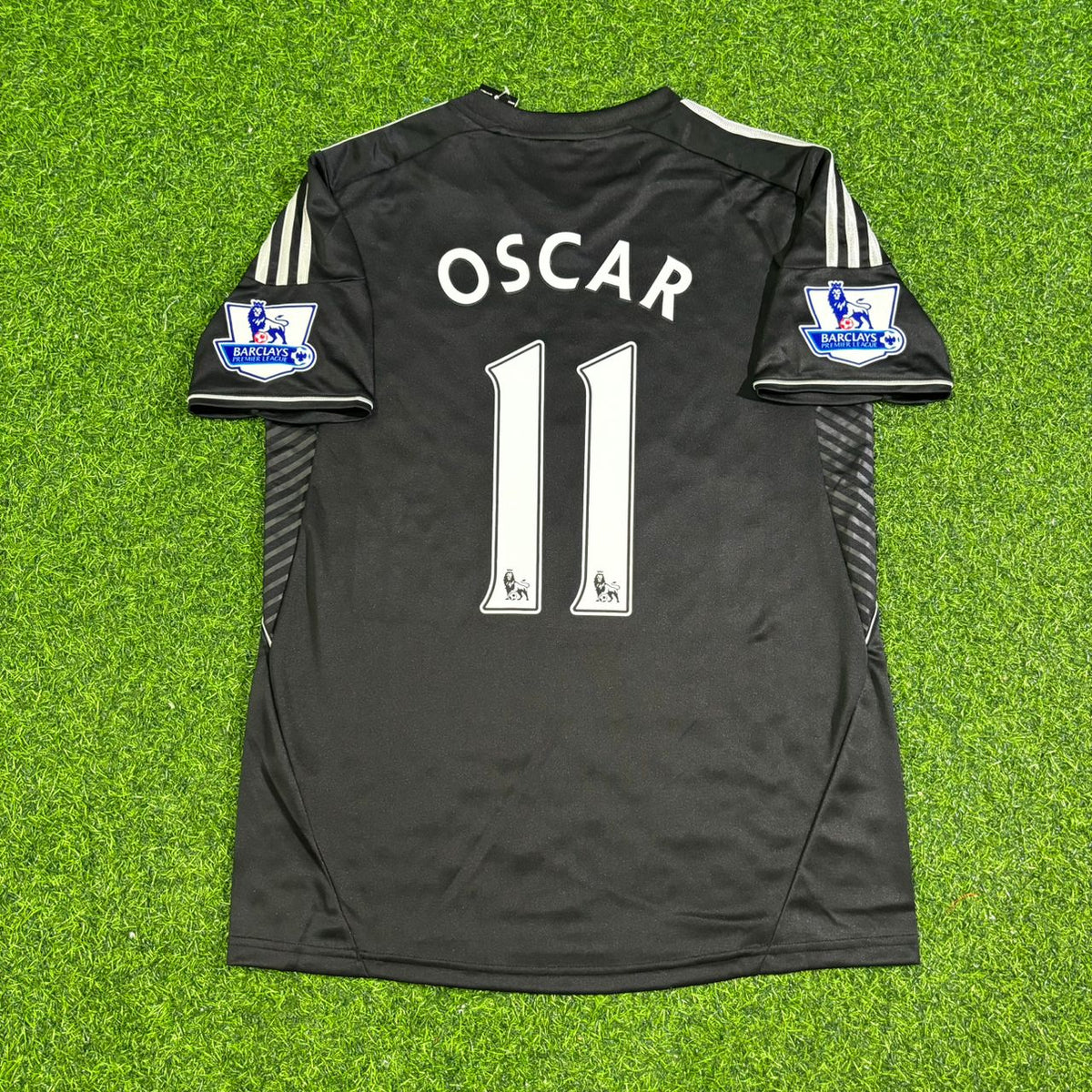 2013/14 Oscar Chelsea Black Retro Football Jersey – Back View