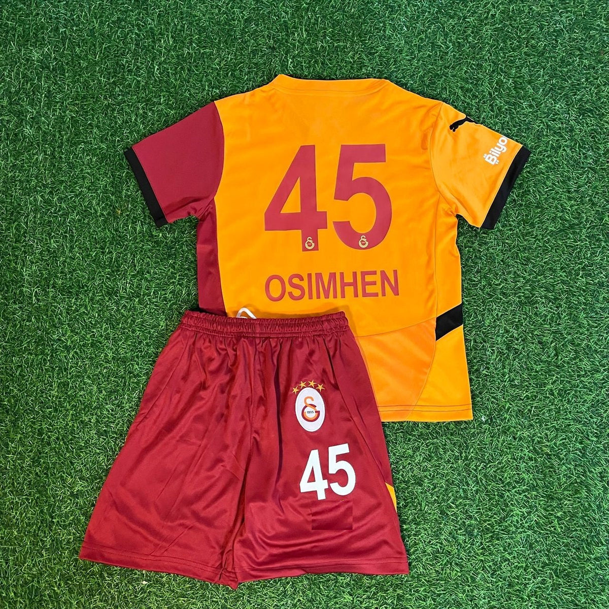 Victor Osimhen Galatasaray Kirmizi Cocuk Formasi Kids Kit Set – Back View